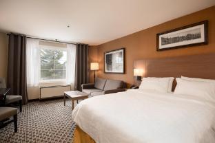 holiday inn express and suites tremblant by ihg