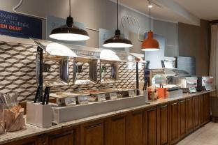 holiday inn express and suites tremblant by ihg