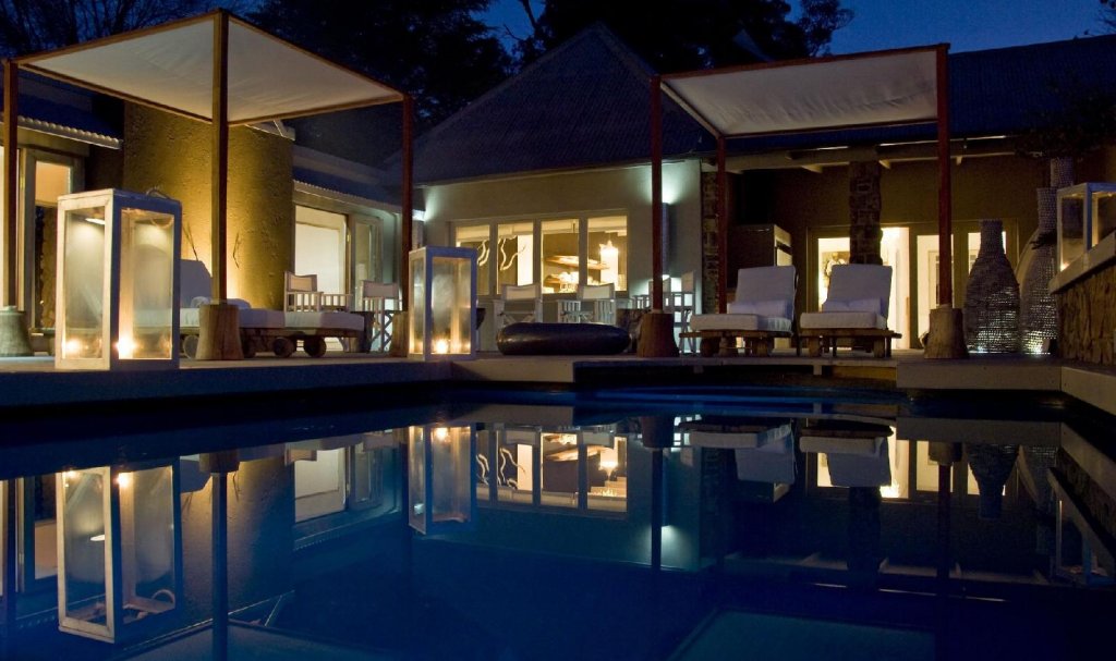Qambathi Mountain Lodge,Durban>>Cathkin Park,4 star