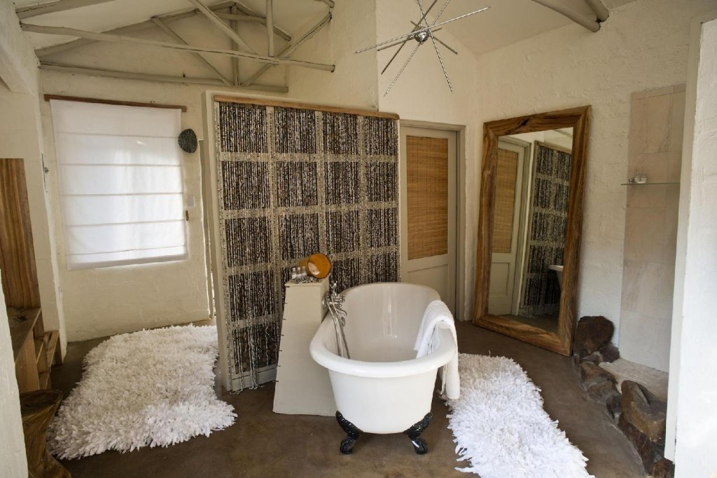 Qambathi Mountain Lodge,Durban>>Cathkin Park,4 star