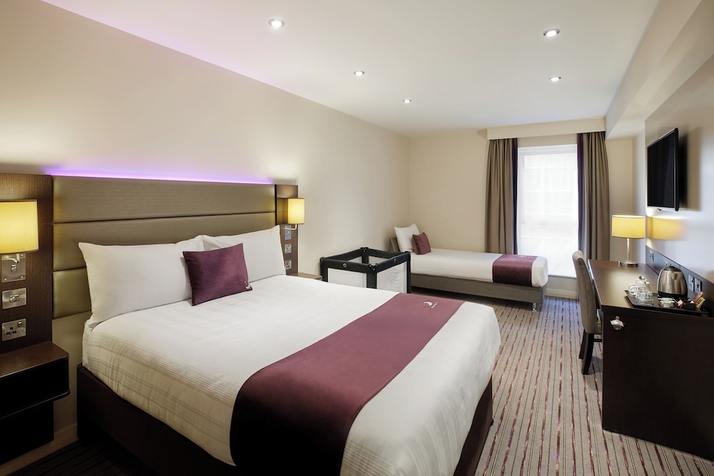 premier inn guernsey st peter port admiral park