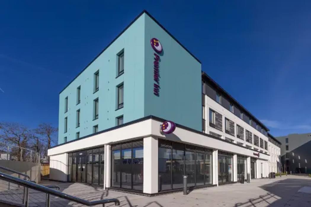 premier inn guernsey st peter port admiral park