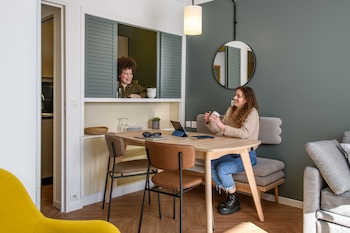 aparthotel adagio paris buttes chaumont