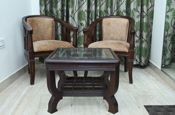 Hotel Skyee Residency Chandigarh,,3 star