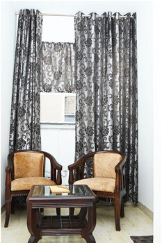 Hotel Skyee Residency Chandigarh,,3 star