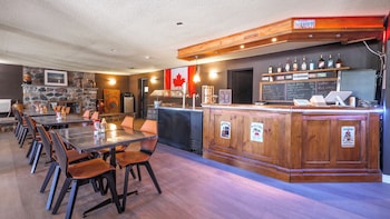 Coach House Inn,,3 star
