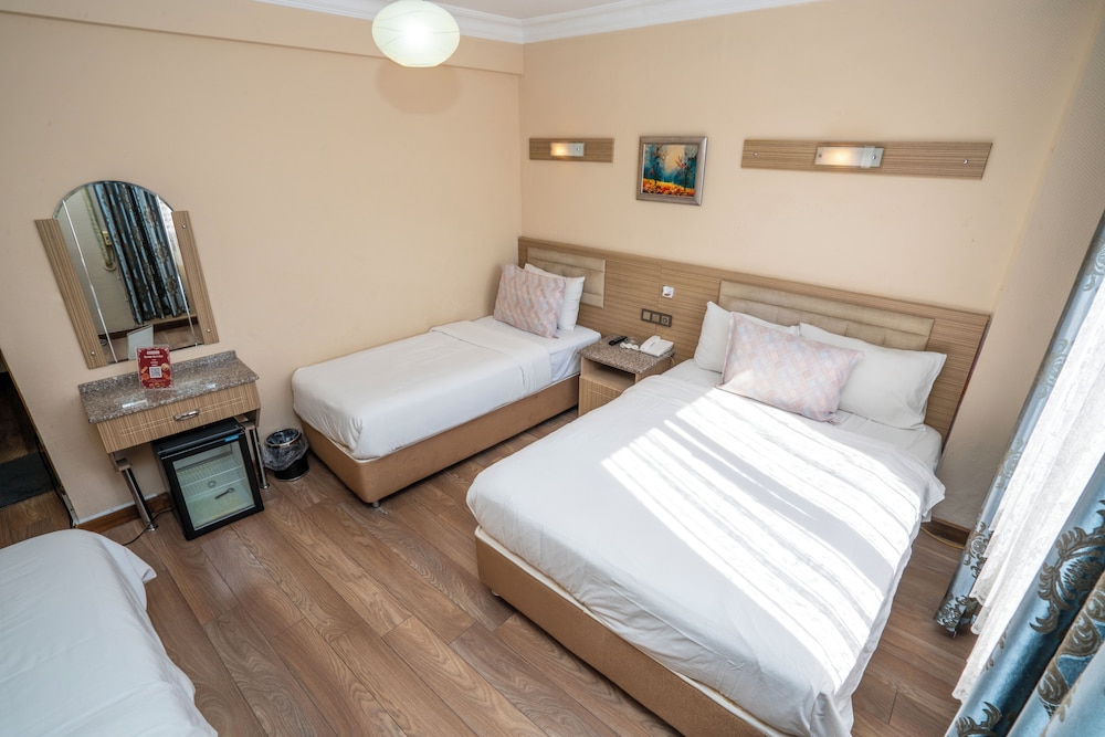 grand reis hotel