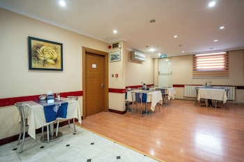 Grand Reis Hotel,Fatih>>Aksaray,2 star