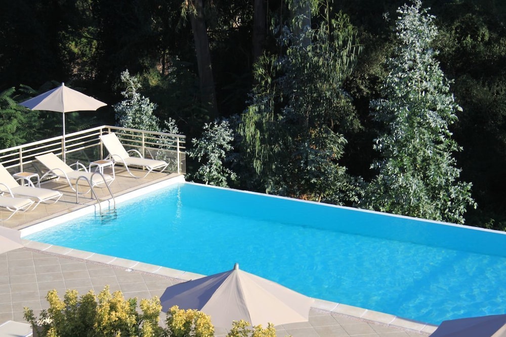 hotel costa rossa