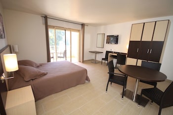 hotel costa rossa