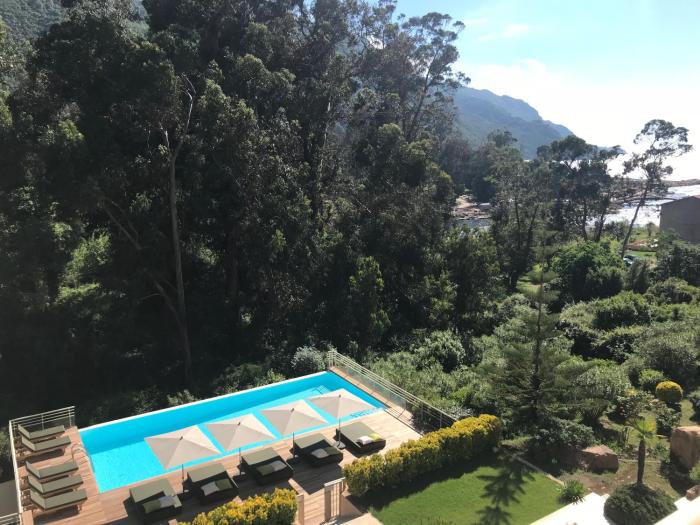 hotel costa rossa