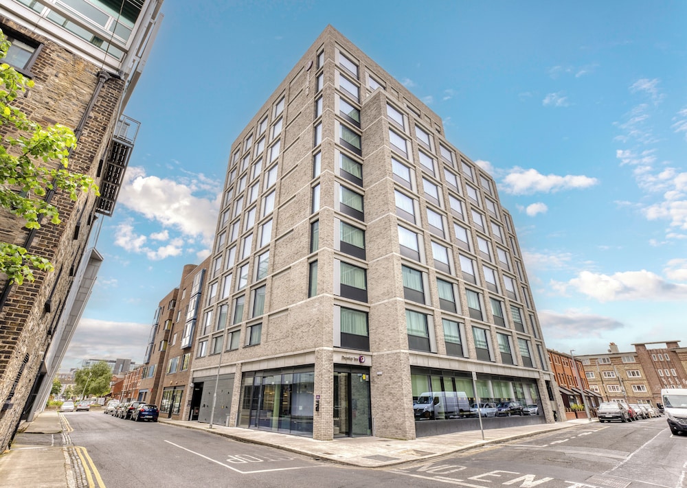 premier inn dublin city centre gloucester street south