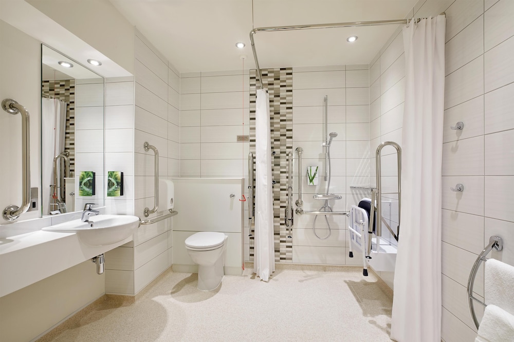 premier inn birmingham city centre exchange square