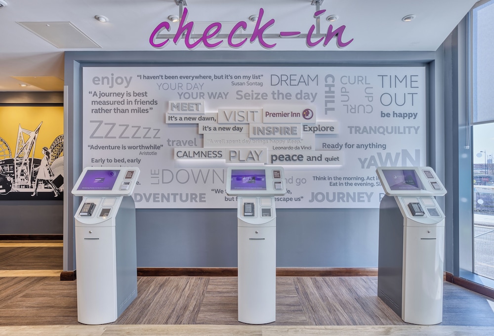 premier inn birmingham city centre exchange square