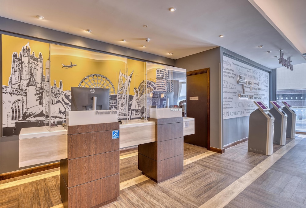 premier inn birmingham city centre exchange square