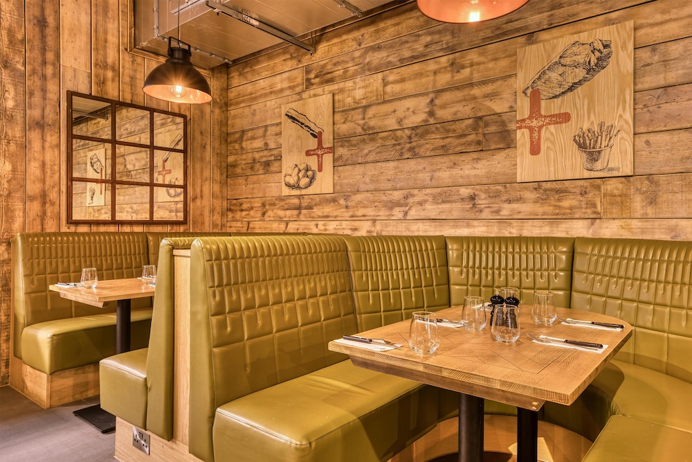 premier inn birmingham city centre exchange square