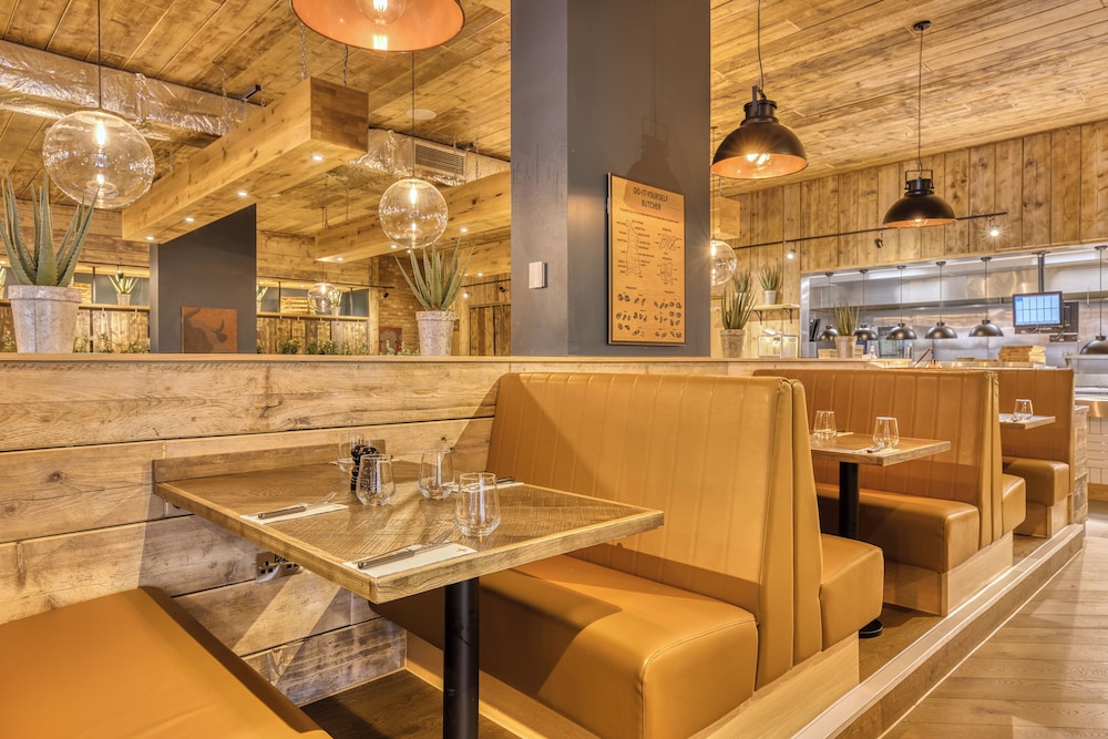 premier inn birmingham city centre exchange square