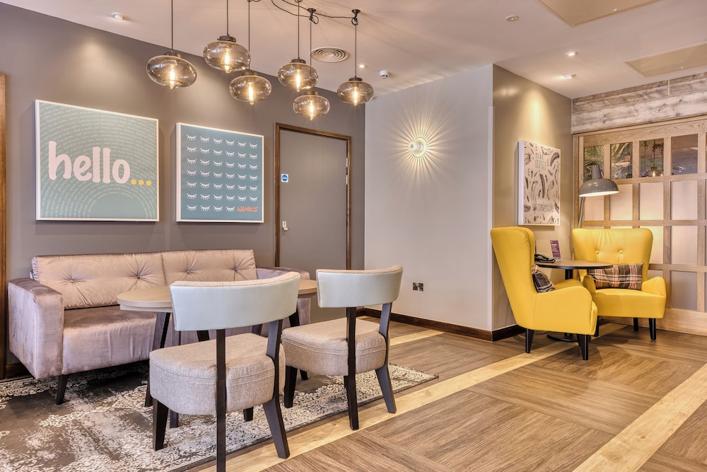 premier inn birmingham city centre exchange square