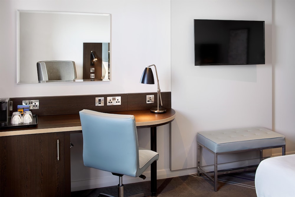 premier inn birmingham city centre exchange square