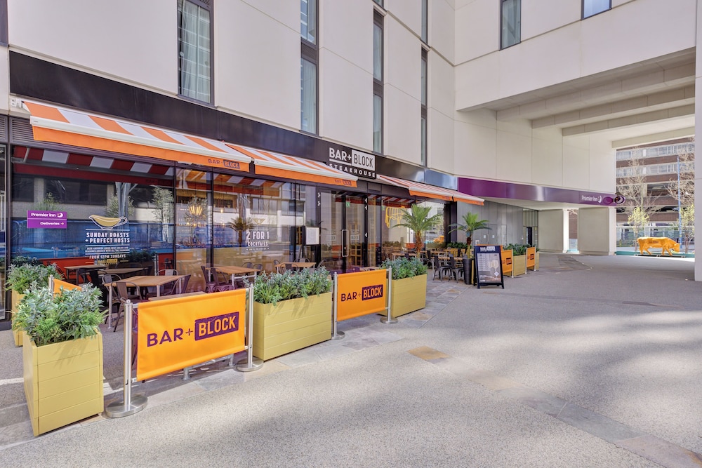 premier inn birmingham city centre exchange square