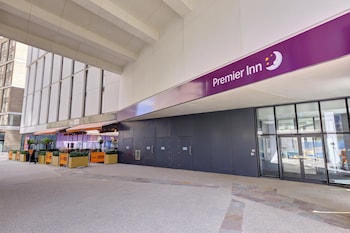 premier inn birmingham city centre exchange square