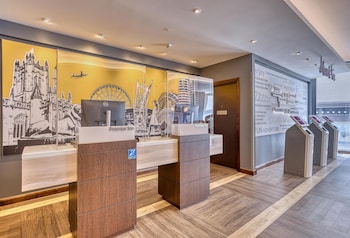 premier inn birmingham city centre exchange square