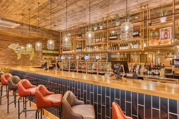 premier inn birmingham city centre exchange square