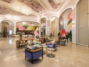 mercure xinyang shengde hotel east high speed railway station