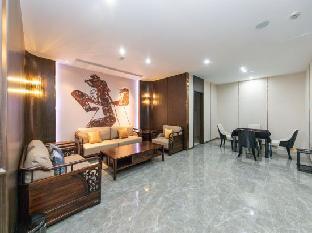 mercure xinyang shengde hotel east high speed railway station