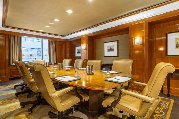 omni berkshire place