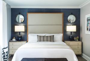 omni berkshire place