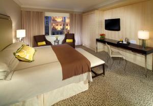 omni berkshire place