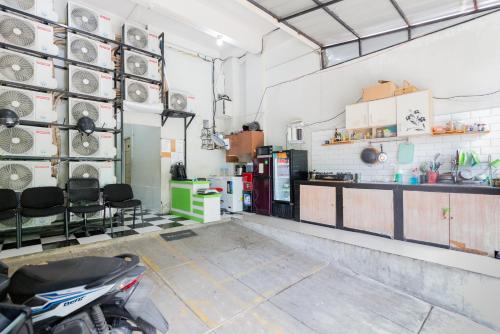 reddoorz stariez kemang