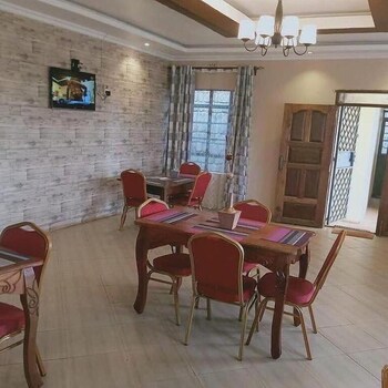 villa serene hotel kitale