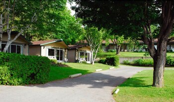 The Glen House Resort,Ivy Lea>>Gananoque,4 star