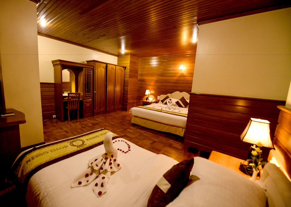 hotel queen mandalay