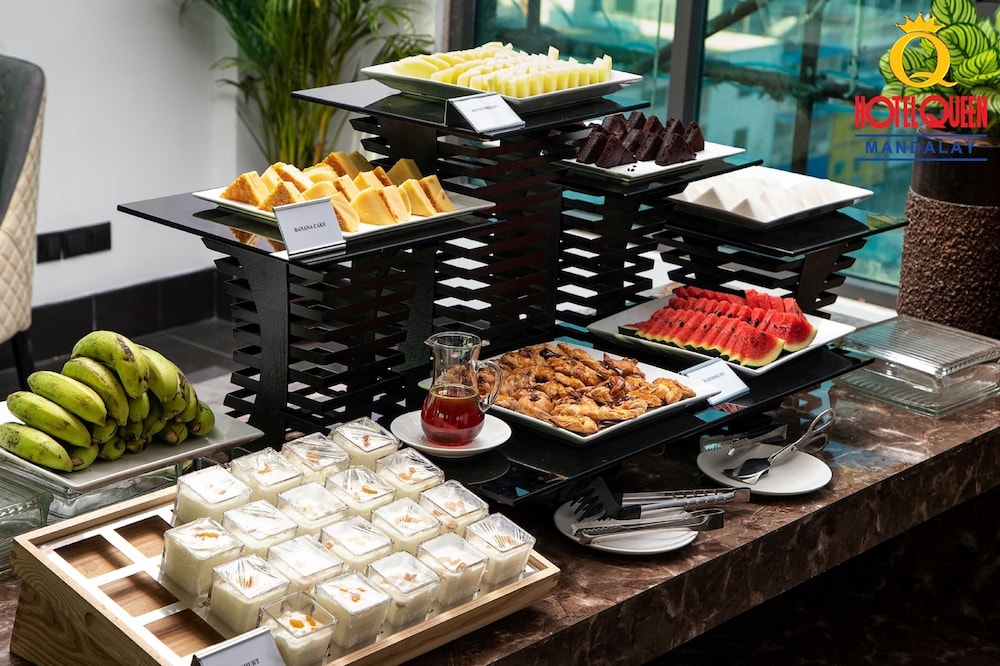hotel queen mandalay