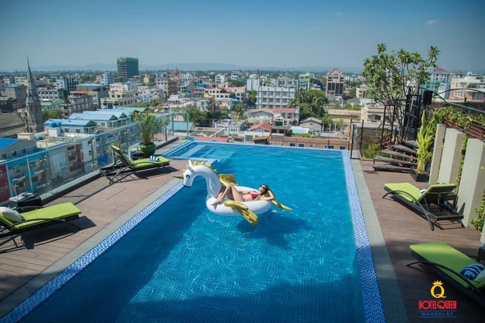 hotel queen mandalay