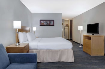 days inn by wyndham niagara falls near the falls