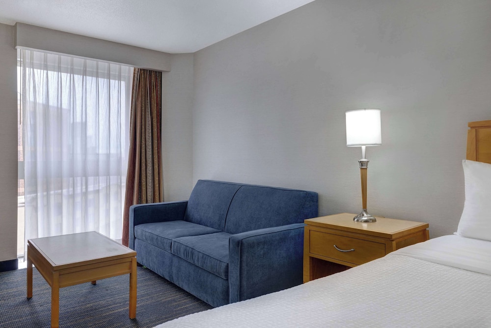 days inn by wyndham niagara falls near the falls