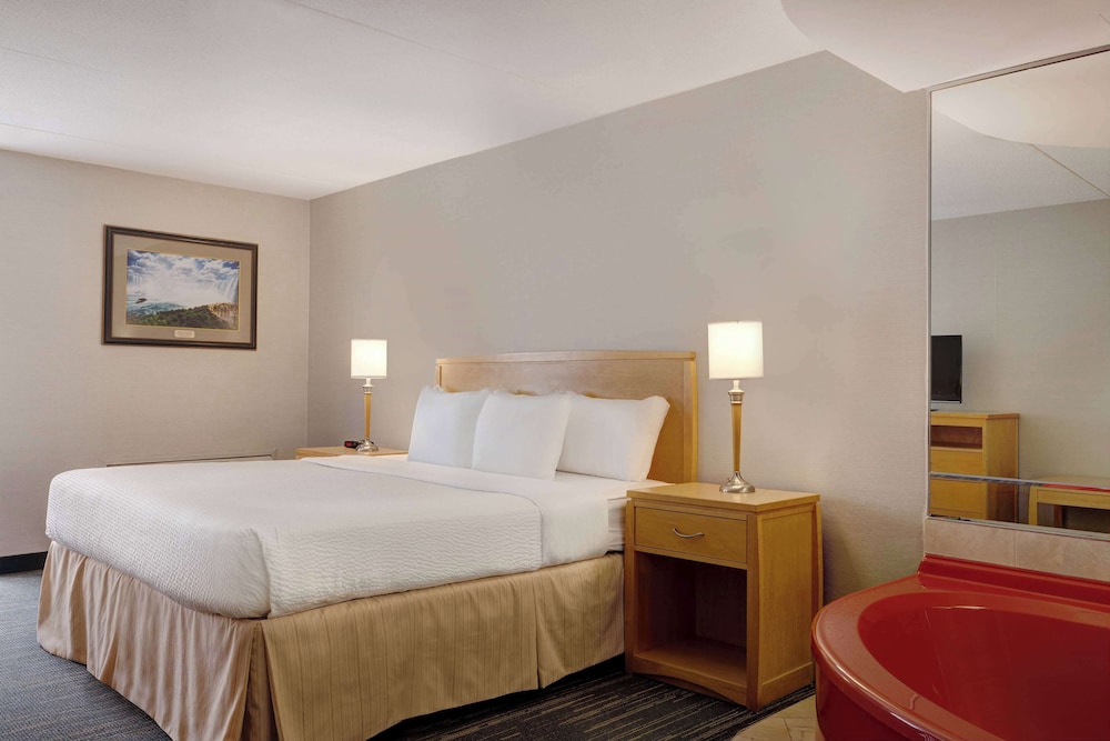 days inn by wyndham niagara falls near the falls