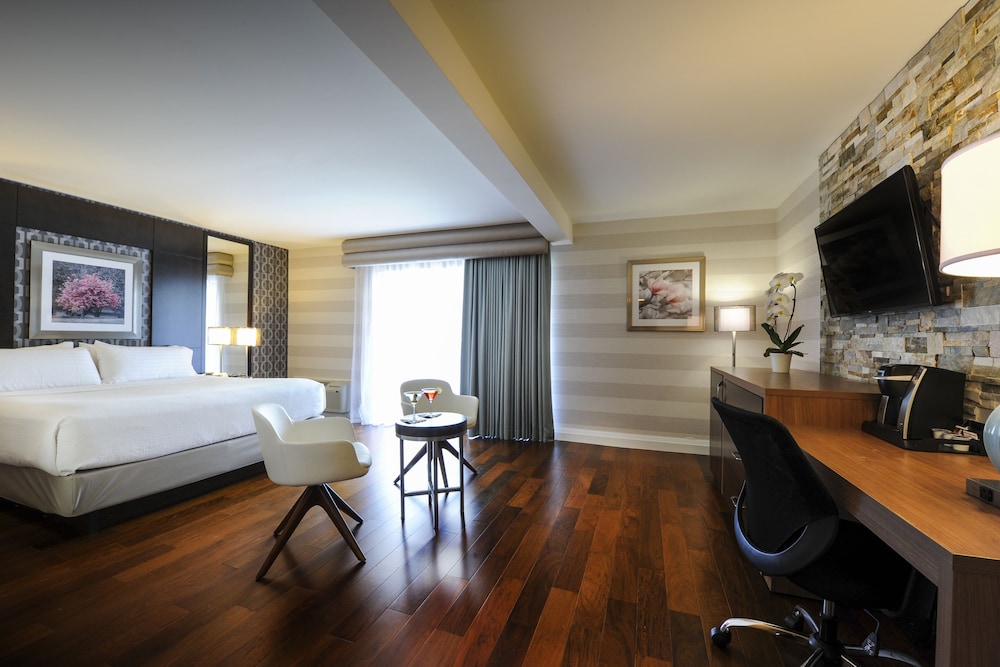 holiday inn niagara falls by the falls by ihg