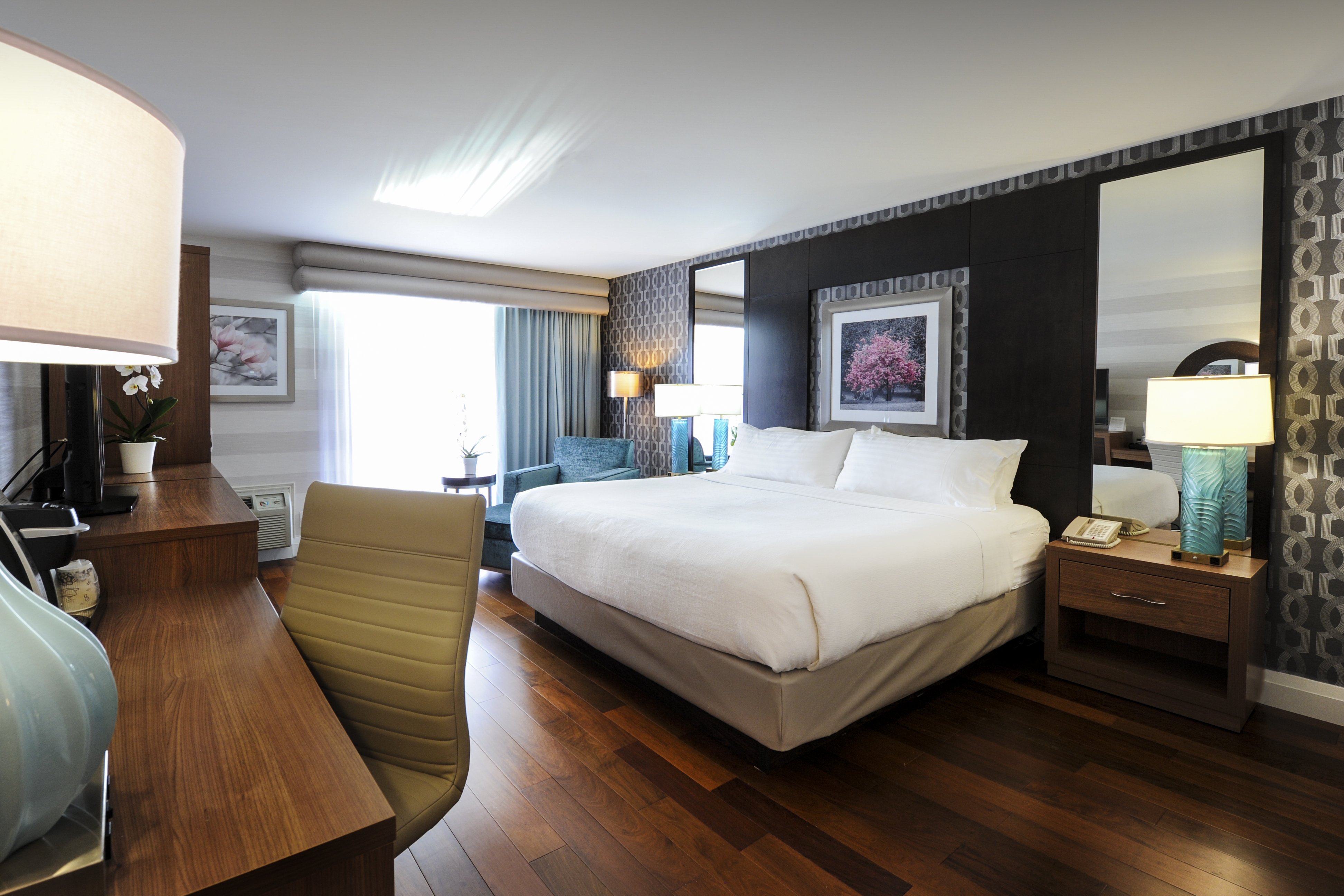 holiday inn niagara falls by the falls by ihg