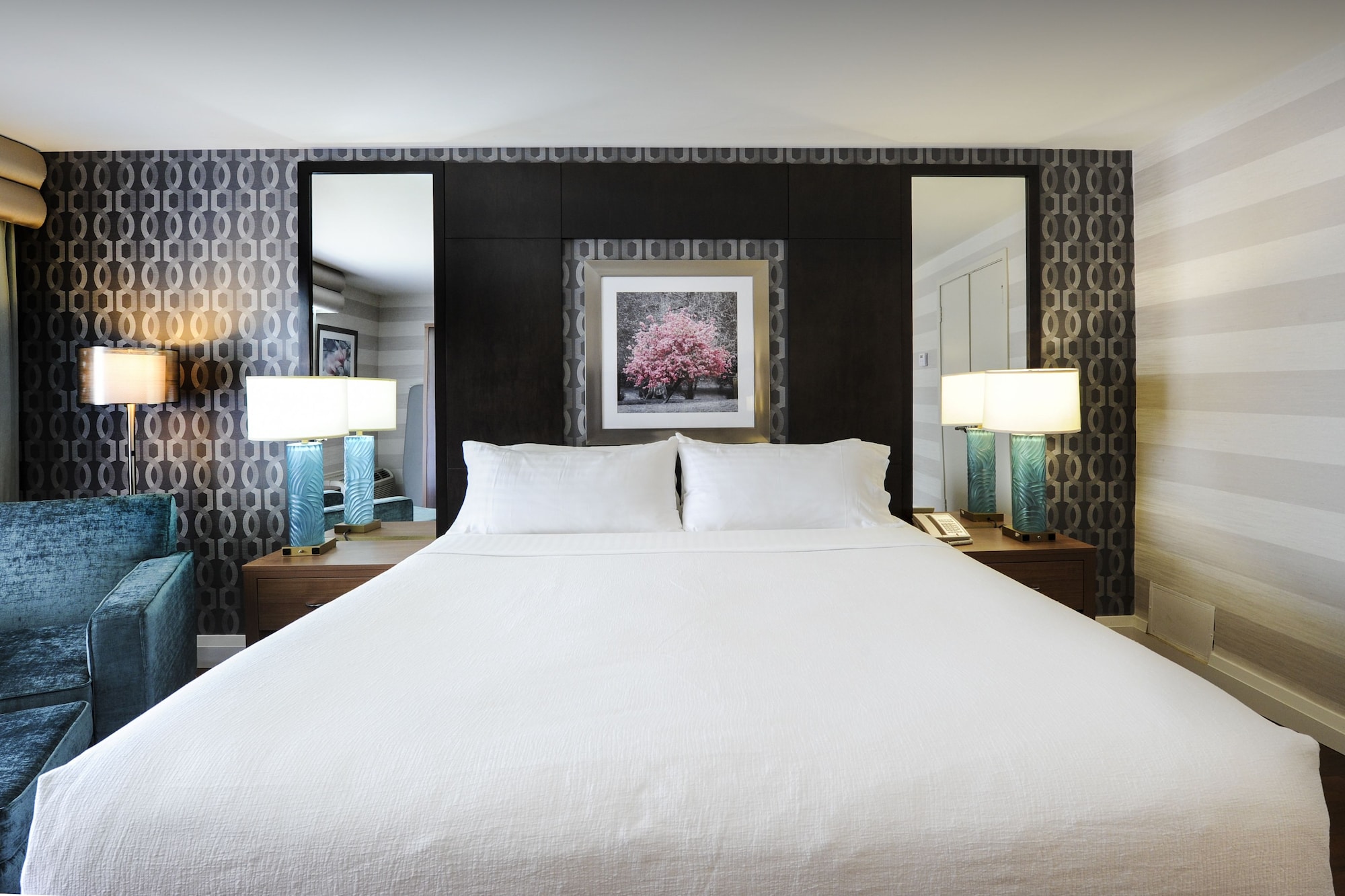 holiday inn niagara falls by the falls by ihg