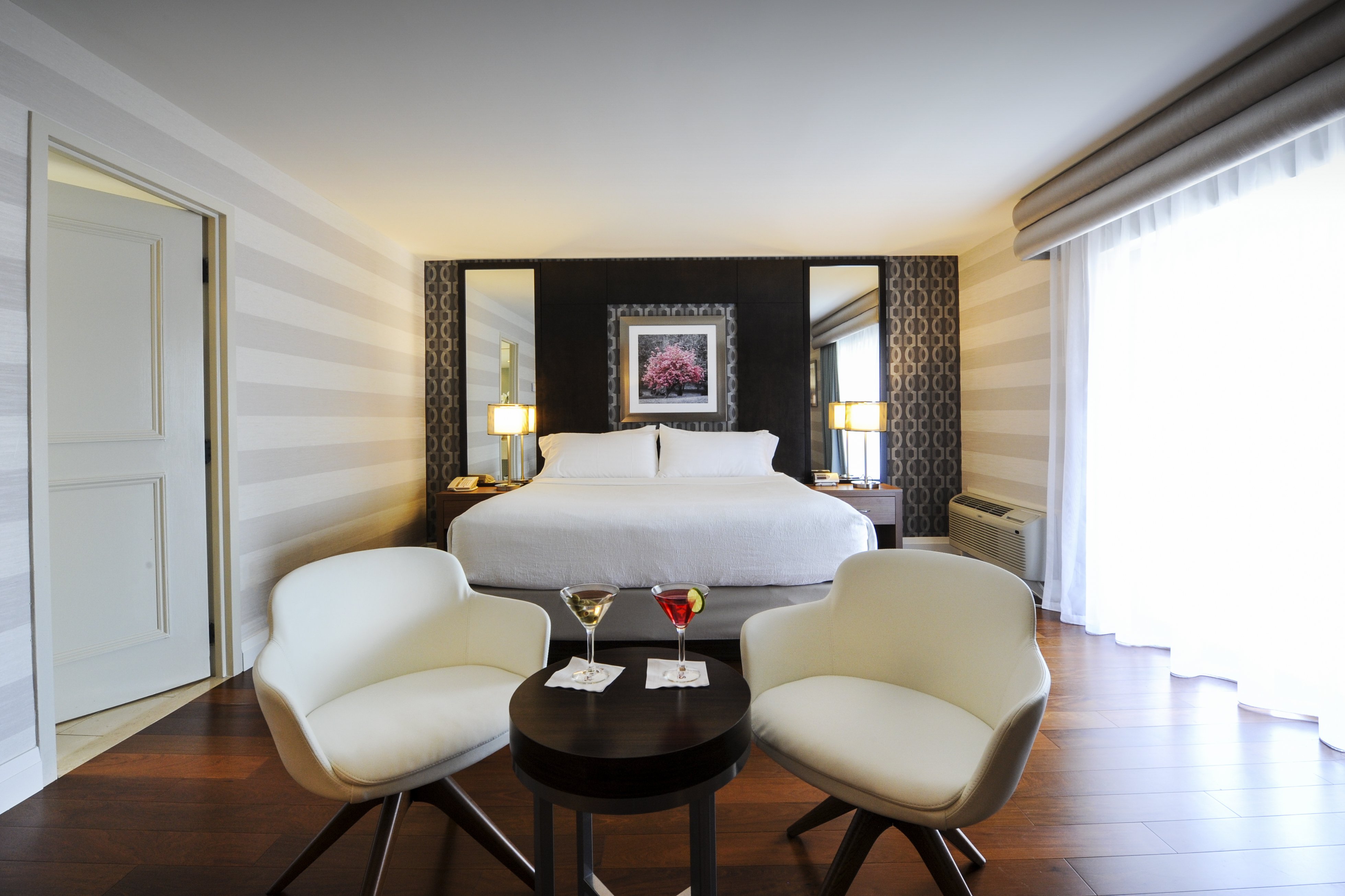holiday inn niagara falls by the falls by ihg
