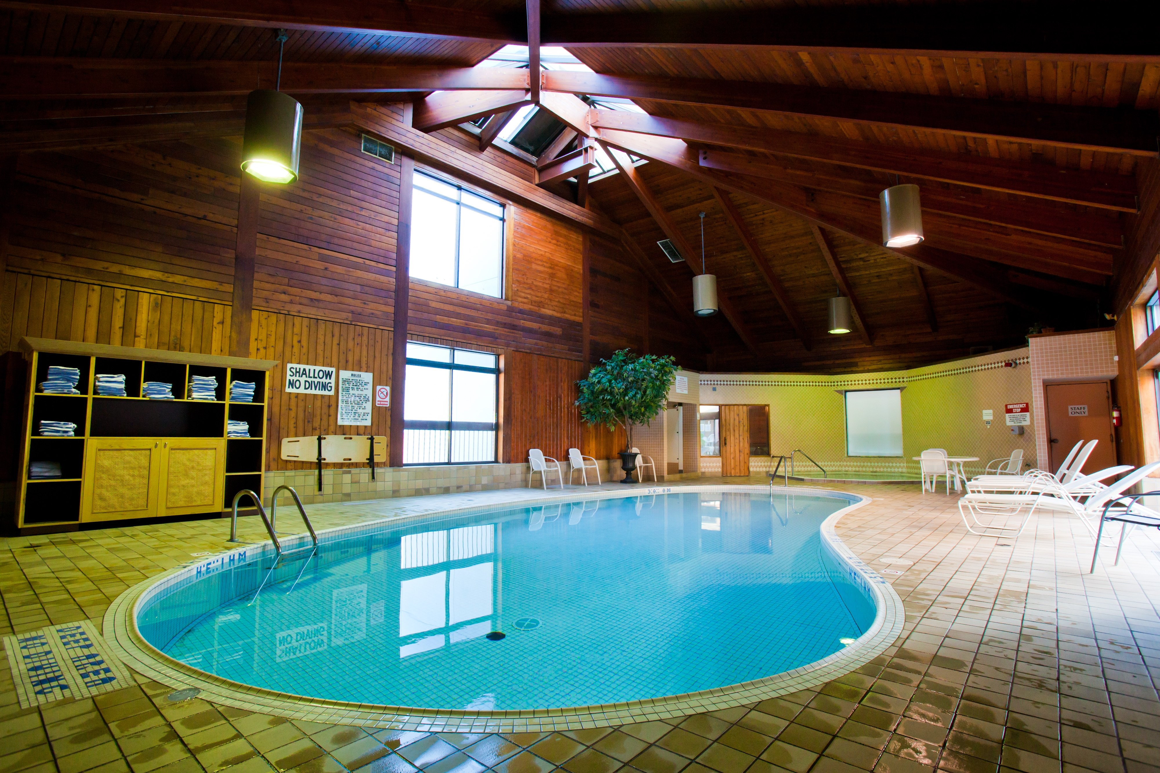 holiday inn niagara falls by the falls by ihg