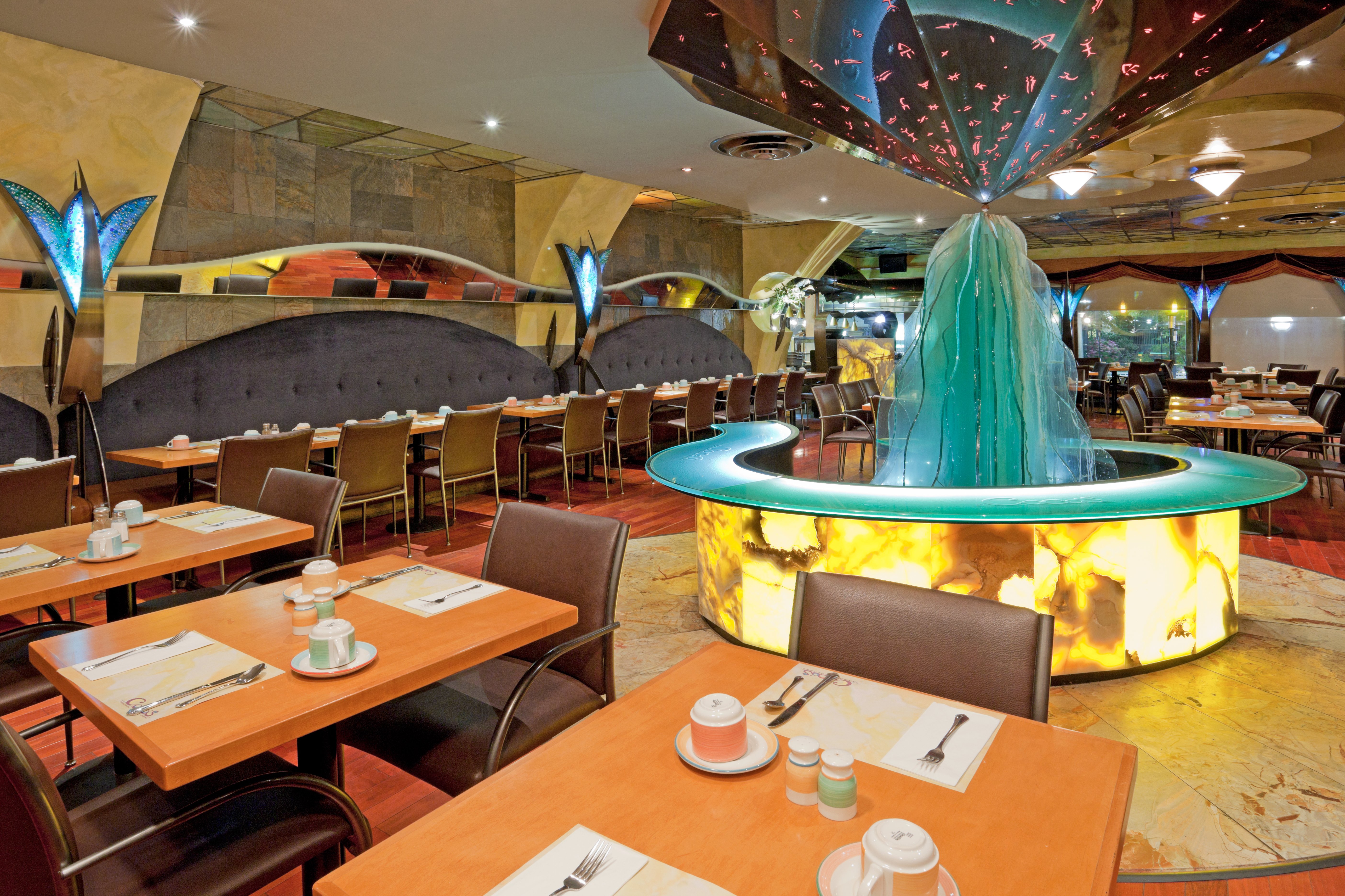 holiday inn niagara falls by the falls by ihg