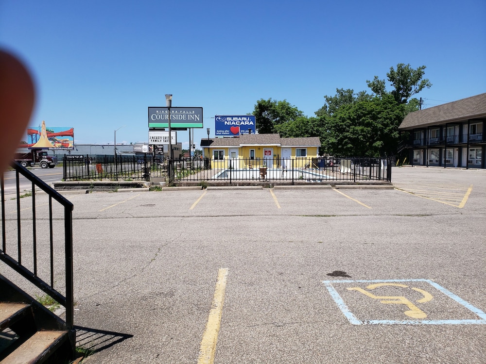 niagara falls courtside inn