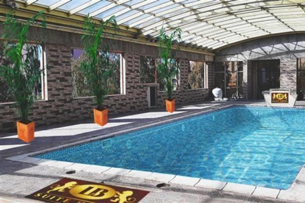 lb suites hotel