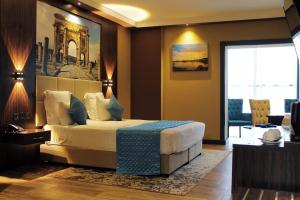 lb suites hotel